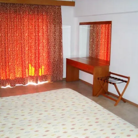 Thalia Pefki (Rhodes)