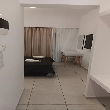 Thalia Pefki (Rhodes)