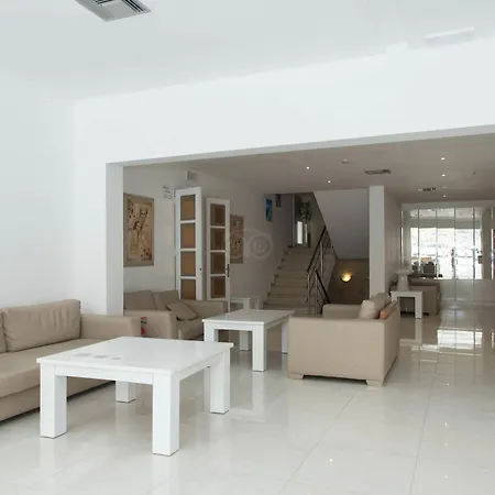 Thalia Hotel 2*
